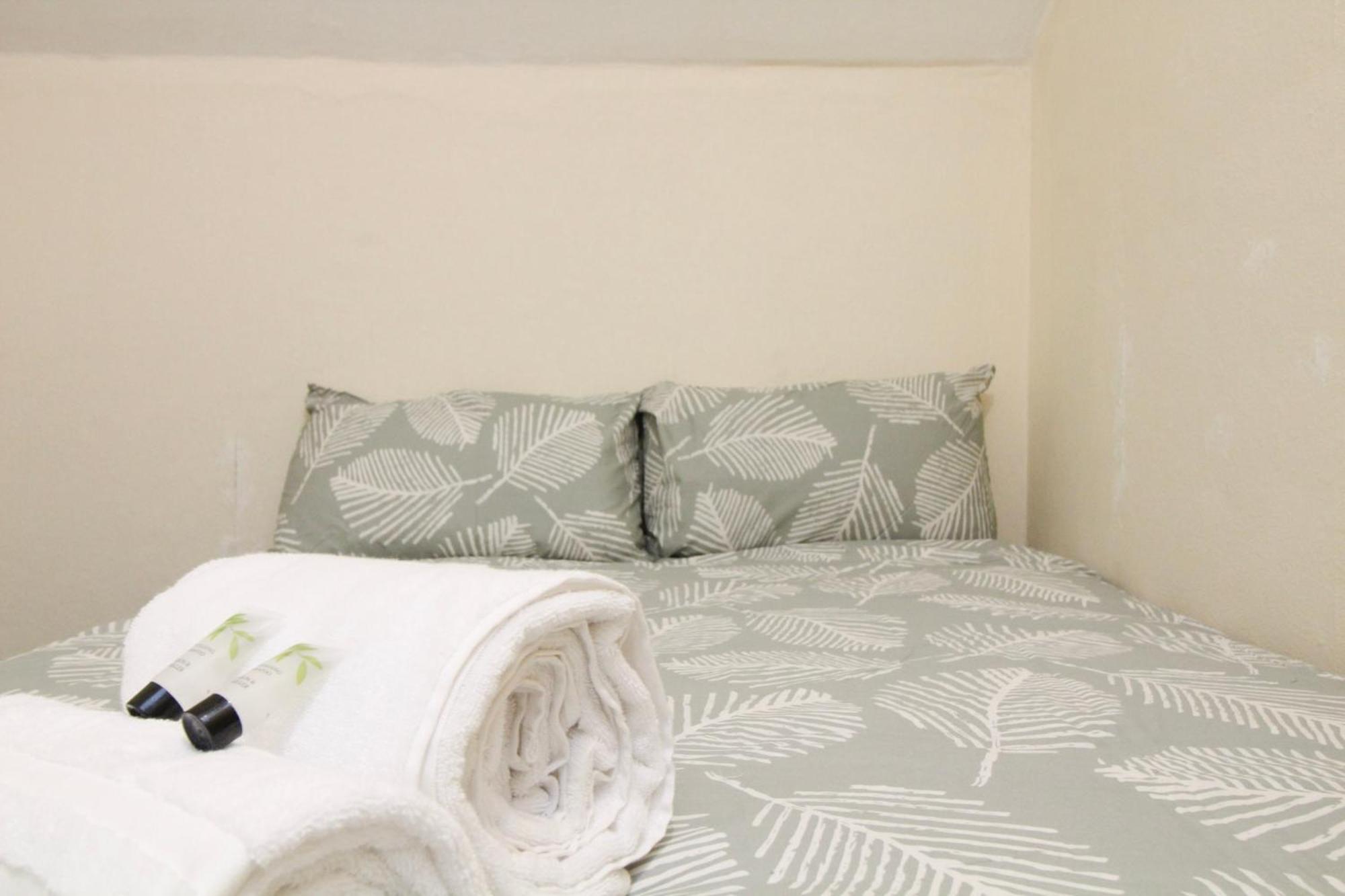 Room 4 Mayflower Road Guest House 南安普敦 外观 照片